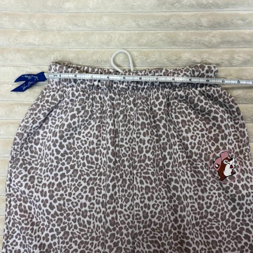 Buc-ees: Girl's Leopard Print Joggers with Pink Buc-ees Logo, Size YS